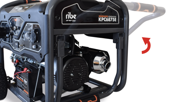 El asa plegable facilita el transporte