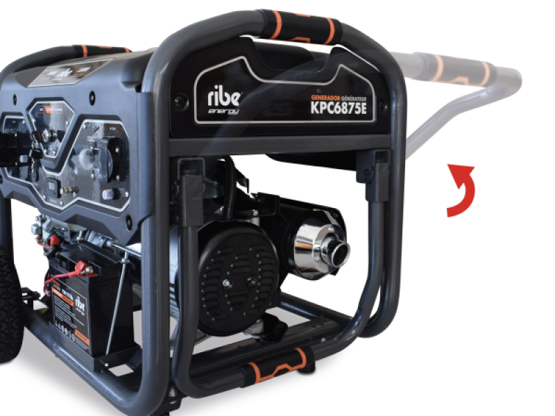 El asa plegable facilita el transporte